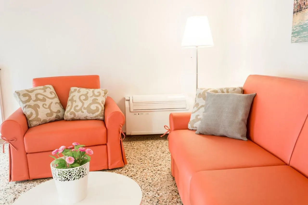 Apartment Sansoni Palace - Canal View Hotel Venice