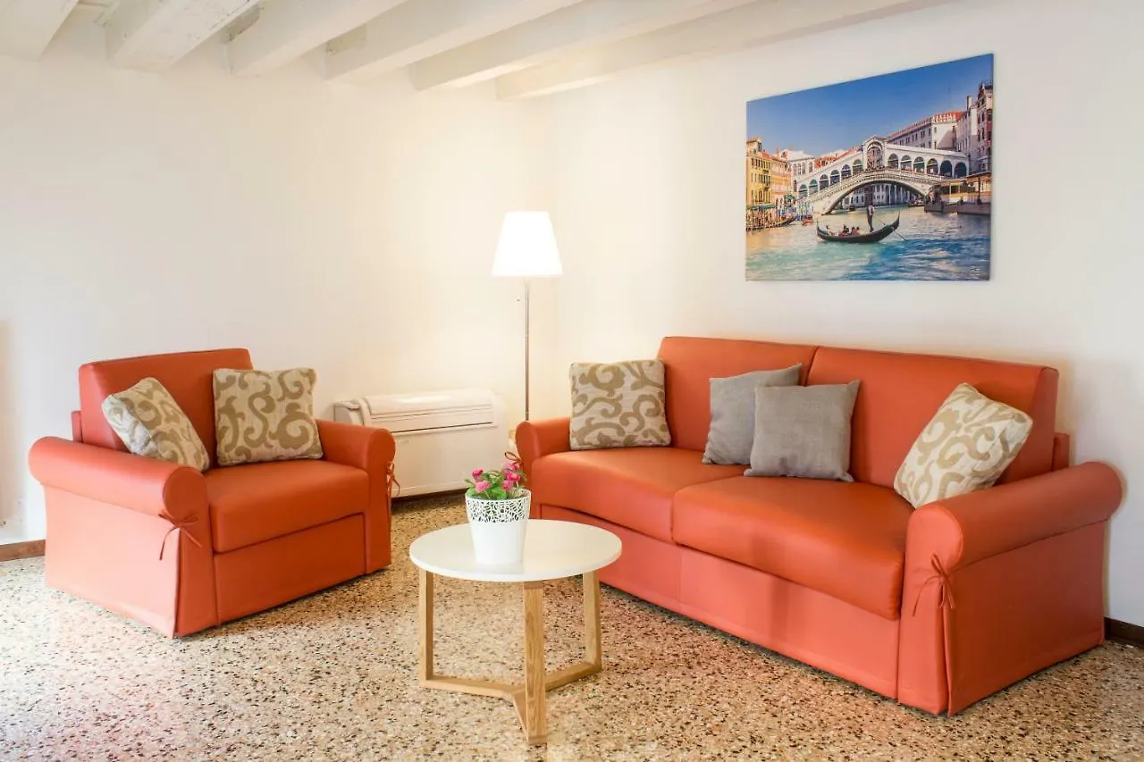 Hotel Sansoni Palace - Canal View Venedig